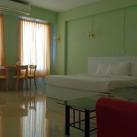 Siam Apple Hotel & Resort Ban Khlong Exterior foto